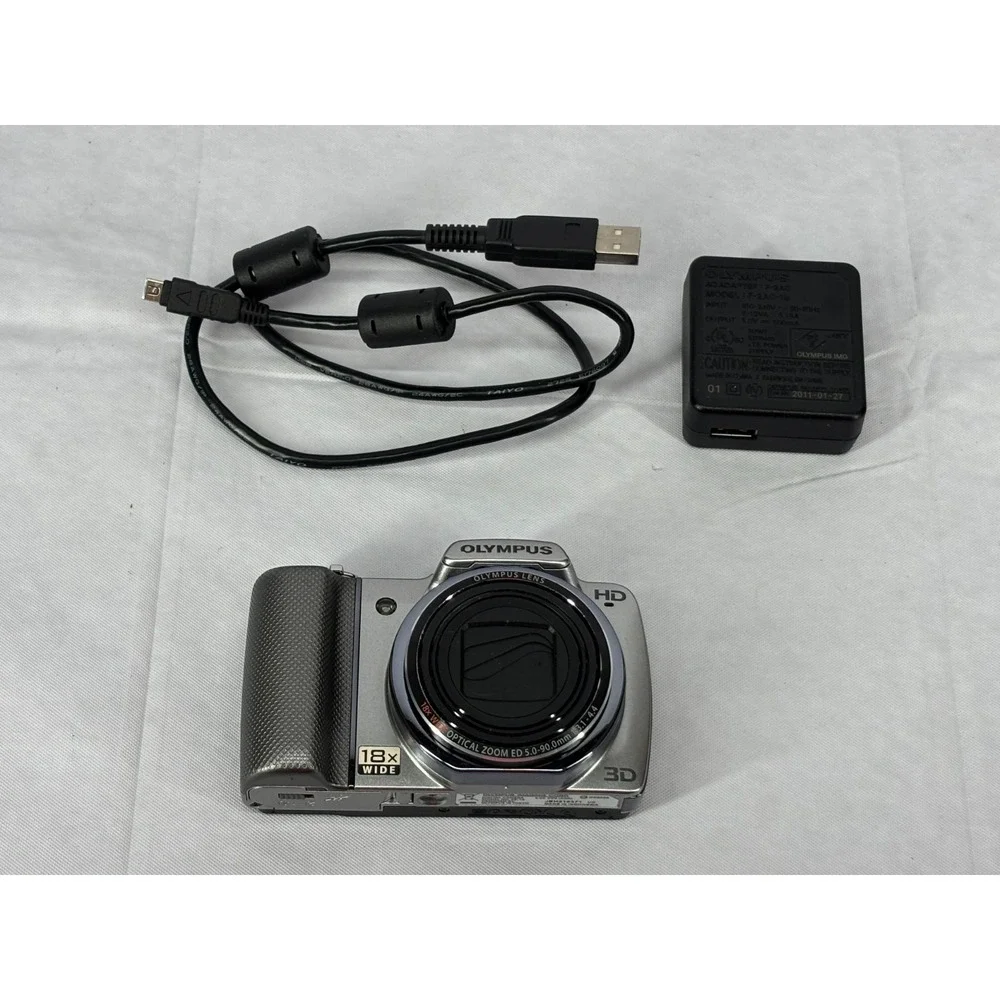 Olympus SZ-10 14MP 18x Optical Zoom‎ Digital Camera Silver Bundle SZ-10